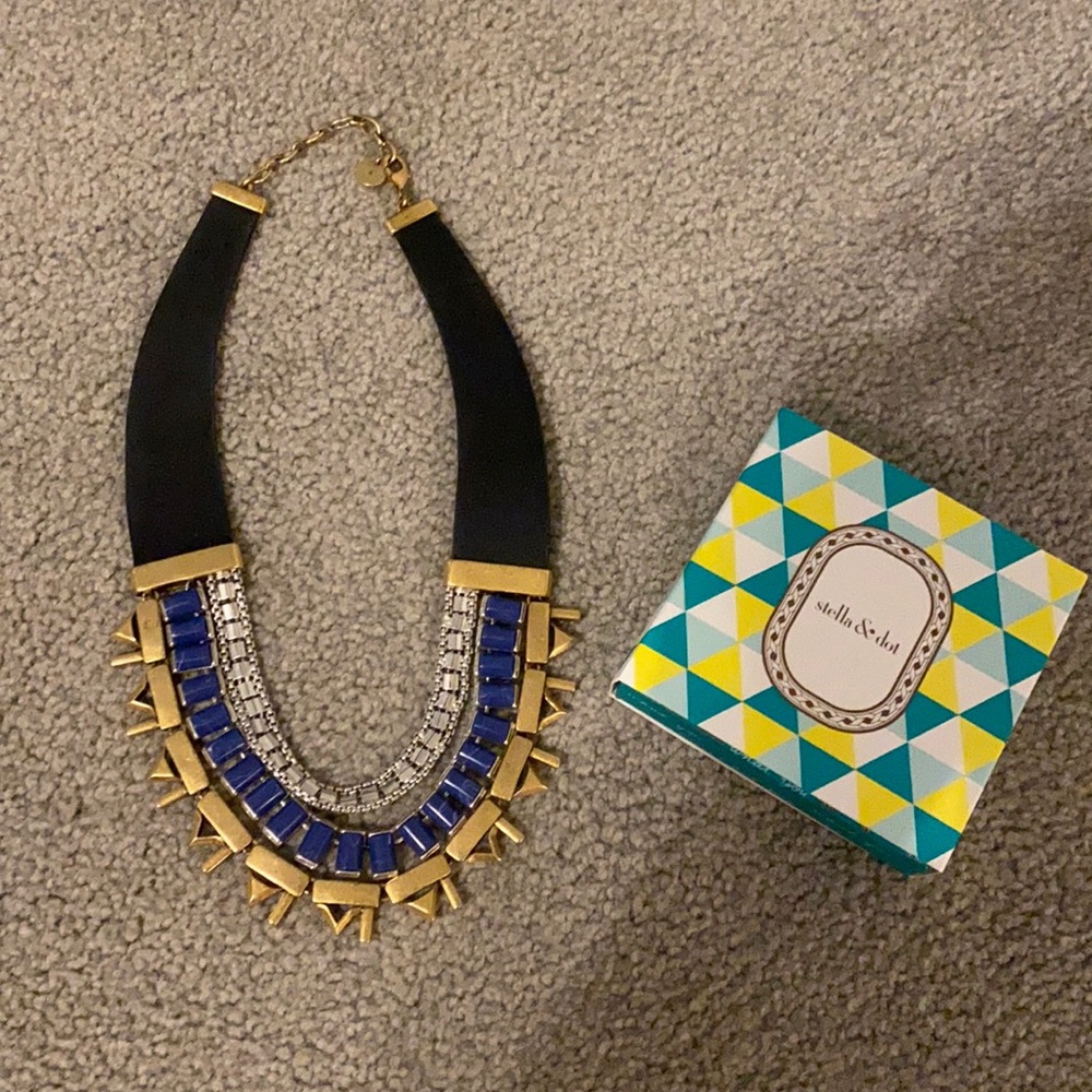 Stella and Dot Leather statement necklace